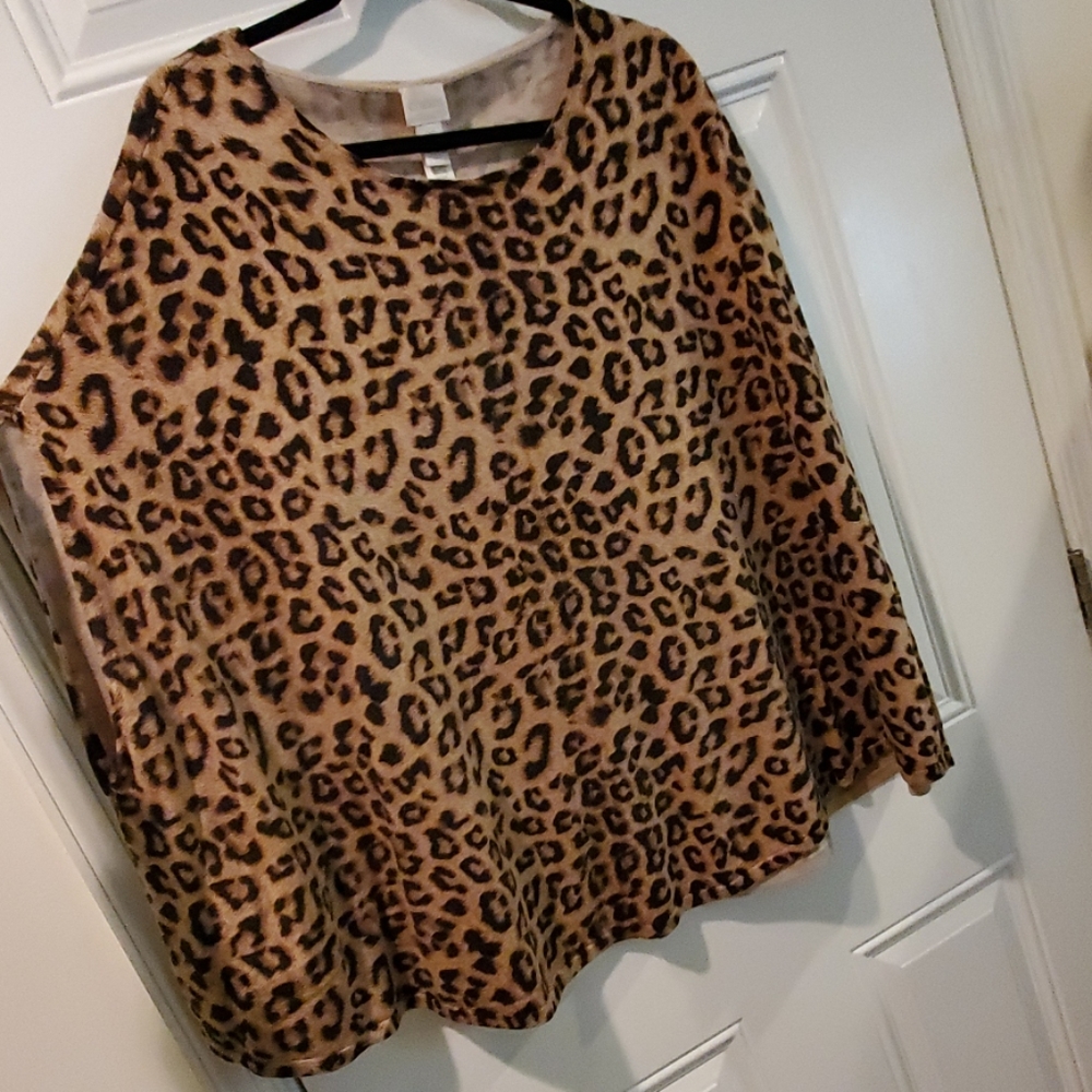 Clothes - Picture 3 of 4